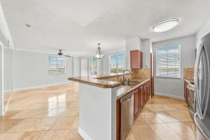 616 Clearwater Park Road 913, West Palm Beach, FL 33401 - MLS#R11134664