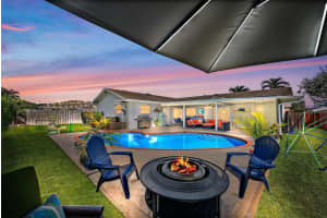 11913 Bayberry Street, Palm Beach Gardens