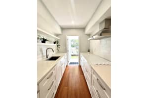 11 Sw 4th Avenue 8, Boca Raton