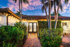 16 Little Pond Road, Manalapan, FL 33462 - MLS#R11134817