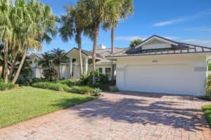 8951 Se Marina Bay Drive, Hobe Sound