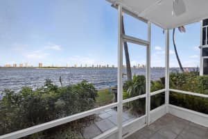 100 Doolen Court 102, North Palm Beach 100 Doolen Court 102, North Palm Beach
