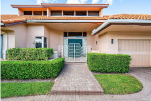 4952 Bocaire Boulevard, Boca Raton, FL 33487 - MLS#R11134880