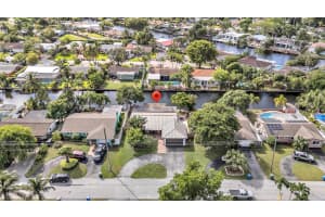 2000 NW 38th Street, Oakland Park, FL 33305 - MLS#R11134885