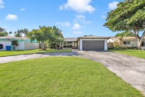 2000 NW 38th Street, Oakland Park, FL 33305 - MLS#R11134885