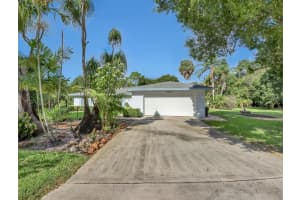 853 Palo Verde Court, Haverhill, FL 33415 - MLS#R11134905