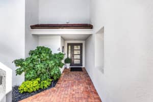 931 Palm Trail 4, Delray Beach, FL 33483 - MLS#R11134966