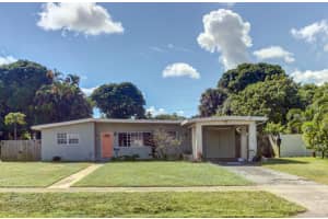 328 E Jasmine Drive, Lake Park, Fl 33403, Lake Park