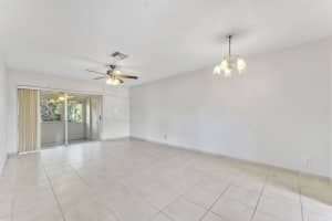 5243 Cresthaven Boulevard F, West Palm Beach, FL 33415 - MLS#R11135077