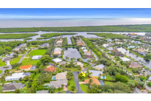 8216 SE Governors Way, Hobe Sound, FL 33455 - MLS#R11135121