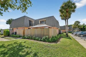 2409 24th Way, West Palm Beach, FL 33407 - MLS#R11135159