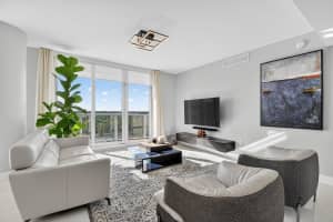 1180 N Federal Highway 1409, Fort Lauderdale, FL 33304 - MLS#R11135196