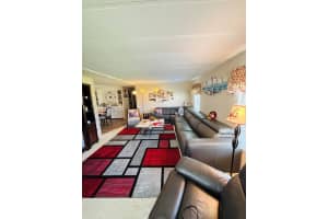 10 SE Iberian Lane, Port Saint Lucie, FL 34952 - MLS#R11135229