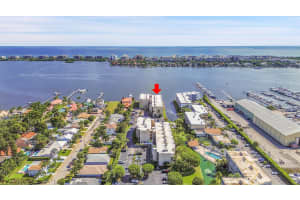 896 N Federal Highway 431, Lantana, FL 33462 - MLS#R11135233