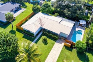 463 22nd Street SE, Vero Beach, FL 32962 Sold 01/08/26