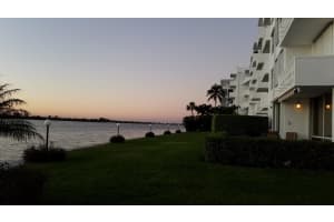 2840 Ocean Boulevard, Palm Beach, FL 33480 - MLS#R11135291