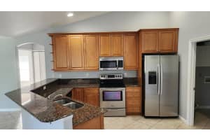 5610 NW North Crisona Circle, Port Saint Lucie, FL 34986 - MLS#R11135299