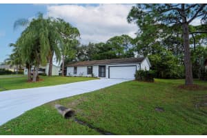 361 NW Aurora Street, Port Saint Lucie, FL 34983 - MLS#R11135329