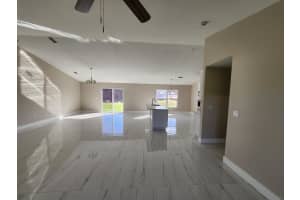 956 SE 39th Terrace, Okeechobee, FL 34974 - MLS#R11135338