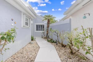 5 Brighton Court, Palm Beach Gardens, FL 33418 - MLS#R11135341