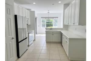 44 Lancaster Road, Boynton Beach, FL 33426 - MLS#R11135350