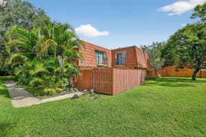 1540 Masters Circle 180, Delray Beach, FL 33445 - MLS#R11135377