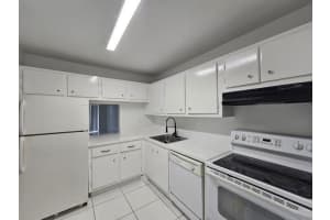 7910 Colony Circle N 301, Tamarac, FL 33321 - MLS#R11135379