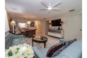 400 18th Street 5, Vero Beach, FL 32960 - MLS#R11135394