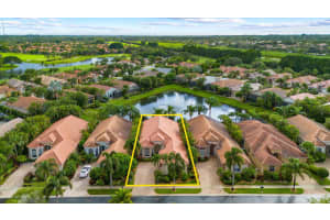 10862 Royal Devon Way, Lake Worth, FL 33449 - MLS#R11135396