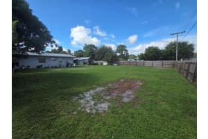 604 SE Madison Avenue, Stuart, FL 34996 - MLS#R11135491
