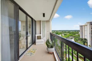 2425 Presidential Way 1502, West Palm Beach, FL 33401 - MLS#R11135498