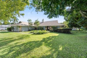 2138 SE Herron Avenue, Port Saint Lucie, FL 34952 - MLS#R11135503