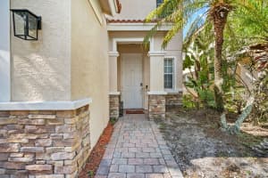 1003 Leonardo Circle, Port Saint Lucie, FL 34986 - MLS#R11135522