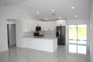 7542 83rd Court, Okeechobee, FL 34972 - MLS#R11135545