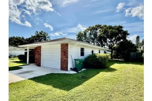 612 N Coconut Avenue N, Port Saint Lucie, FL 34952 - MLS#R11135549