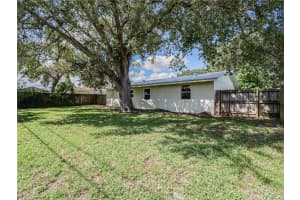 503 20th Street SW, Vero Beach, FL 32962 - MLS#R11135552