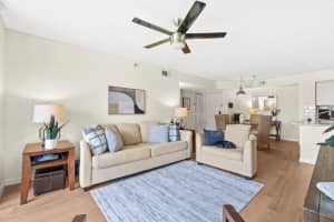 127 Yacht Club Way 206, Hypoluxo, FL 33462 - MLS#R11135564