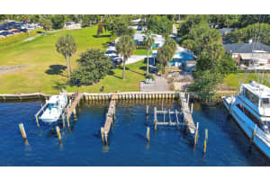 2031 Melody Lane, Palm Beach Gardens, FL 33410 - MLS#R11135571