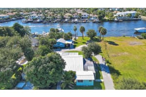 2031 Melody Lane, Palm Beach Gardens, FL 33410 - MLS#R11135571