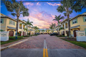 3770 County Line Road C4, Tequesta, FL 33469 - MLS#R11135584