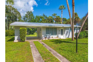 7502 Pacific Avenue, Fort Pierce, FL 34951 Sold 11/25/25