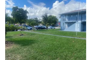 112 Lake Avenue, Lake Worth Beach, FL 33460 - MLS#R11135623