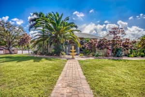 7260 Grapeview Boulevard, The Acreage, FL 33470 Sold 12/30/25