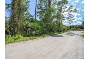 1290 10th Court, Vero Beach, FL 32962 - MLS#R11135686