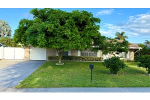 8685 SE Keathley Court, Hobe Sound, FL 33455 Sold 12/17/25