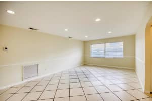 2074 SE Doverbrook Street, Port Saint Lucie, FL 34983 - MLS#R11135698