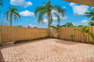 4075 Village Drive D, Delray Beach, FL 33445 Sold 12/17/25
