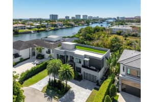 520 NE 4th Lane, Boca Raton, FL 33432 - MLS#R11135742