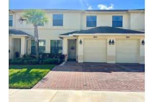 9854 E Villa Circle, Vero Beach