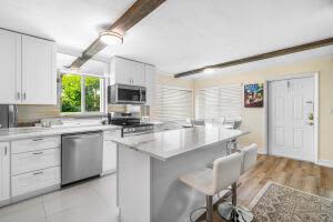 2020 Lake Osborne Drive, Lake Worth, FL 33461 - MLS#R11135795